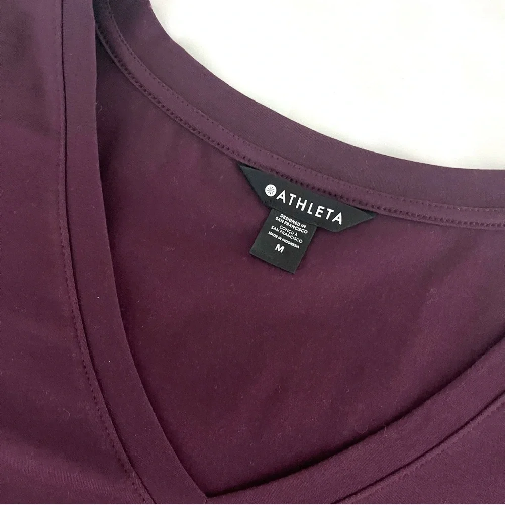 Athleta Outbound V-Neck LS Top M - Picture 9 of 9